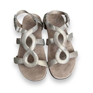 Vionic Jodie Strappy Sandal Velcro Adjustable US9 UK7 EU41 in Champagne